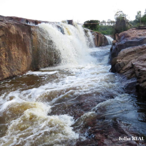 Cachoeira dos Carrinhos em Desterro de Entre Rios - MG